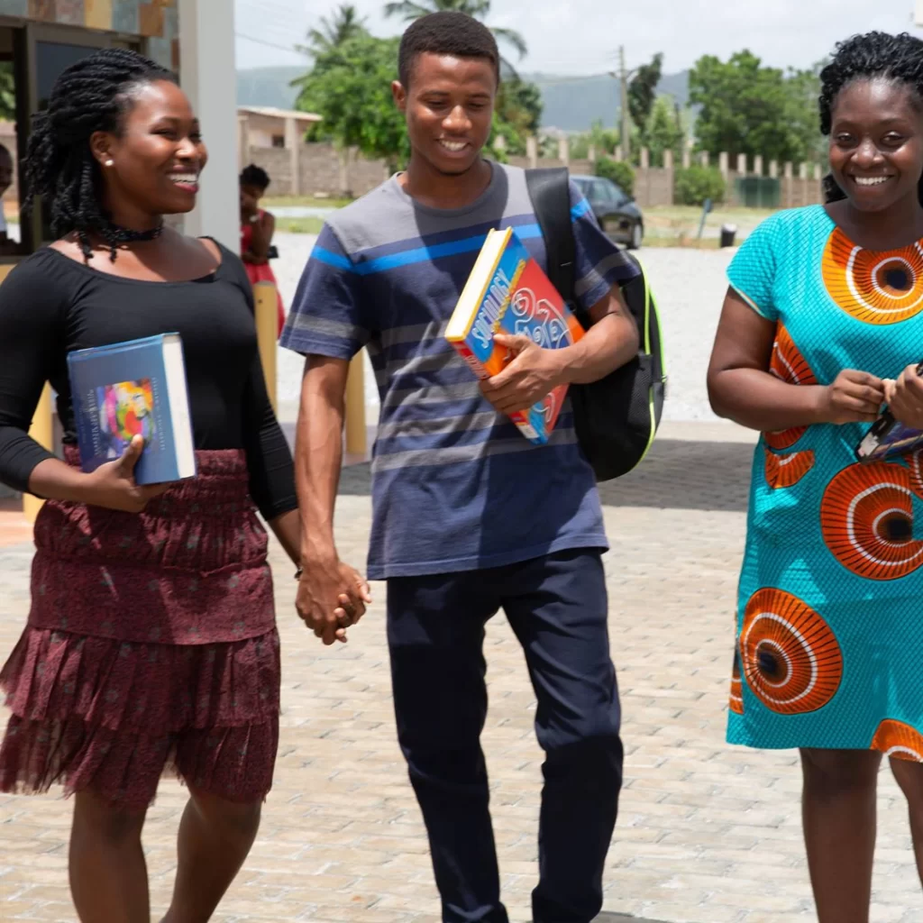 HCC Students on Campus